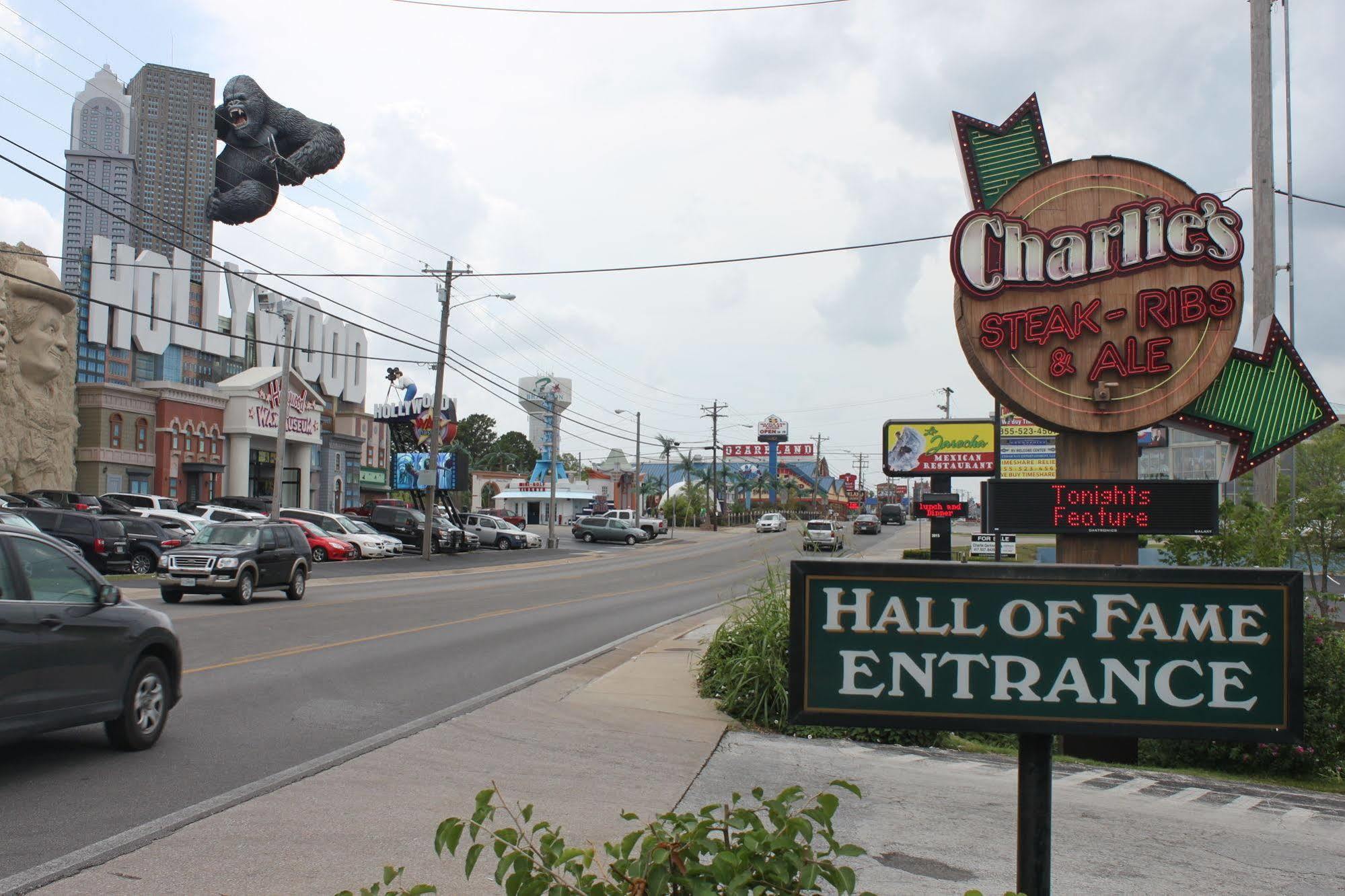 Hall Of Fame Branson Exterior photo