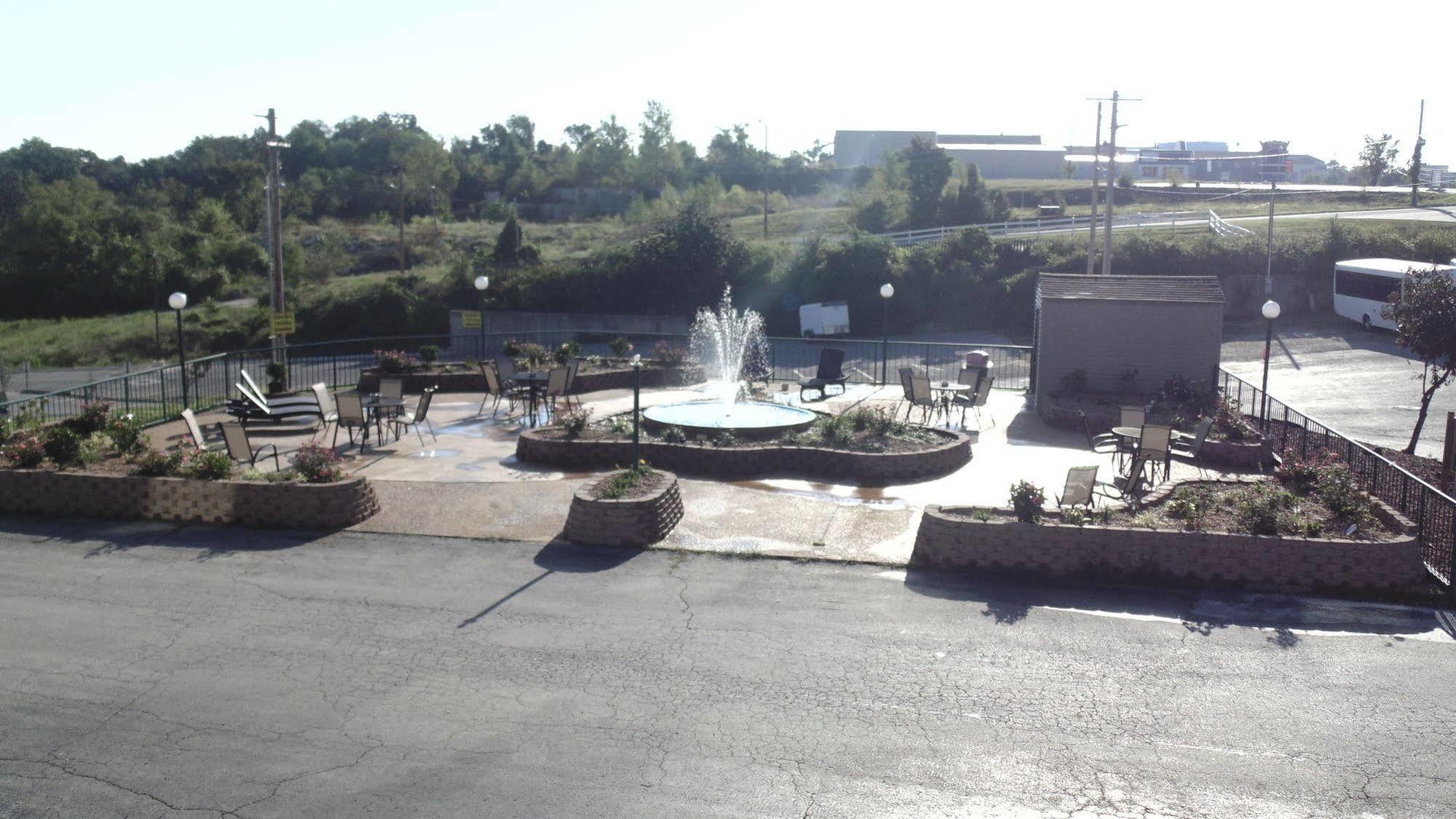 Hall Of Fame Branson Exterior photo
